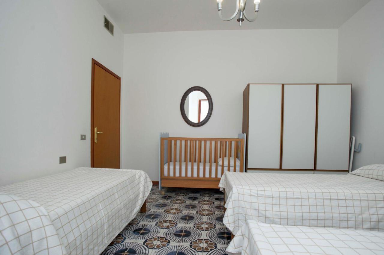 Apartament Il Gabbiano Piano Terra - Goelba Marina di Campo Zewnętrze zdjęcie